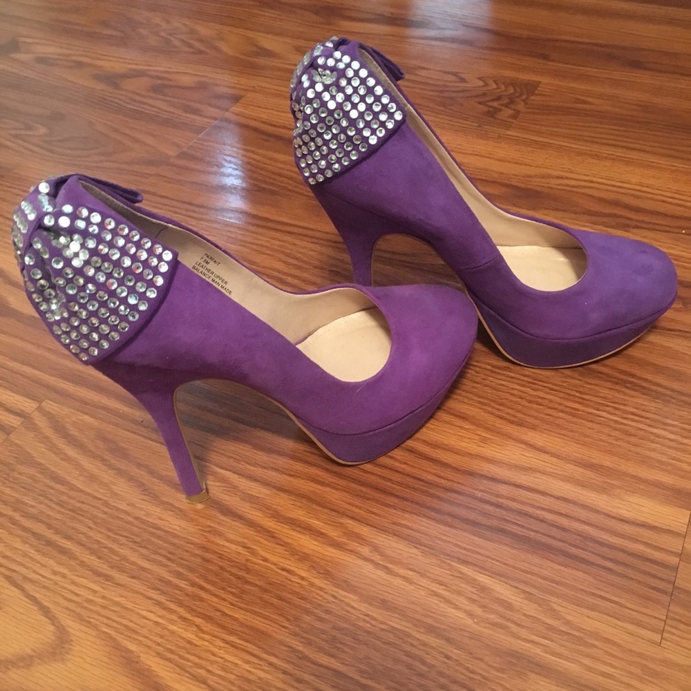Steve Madden pumps